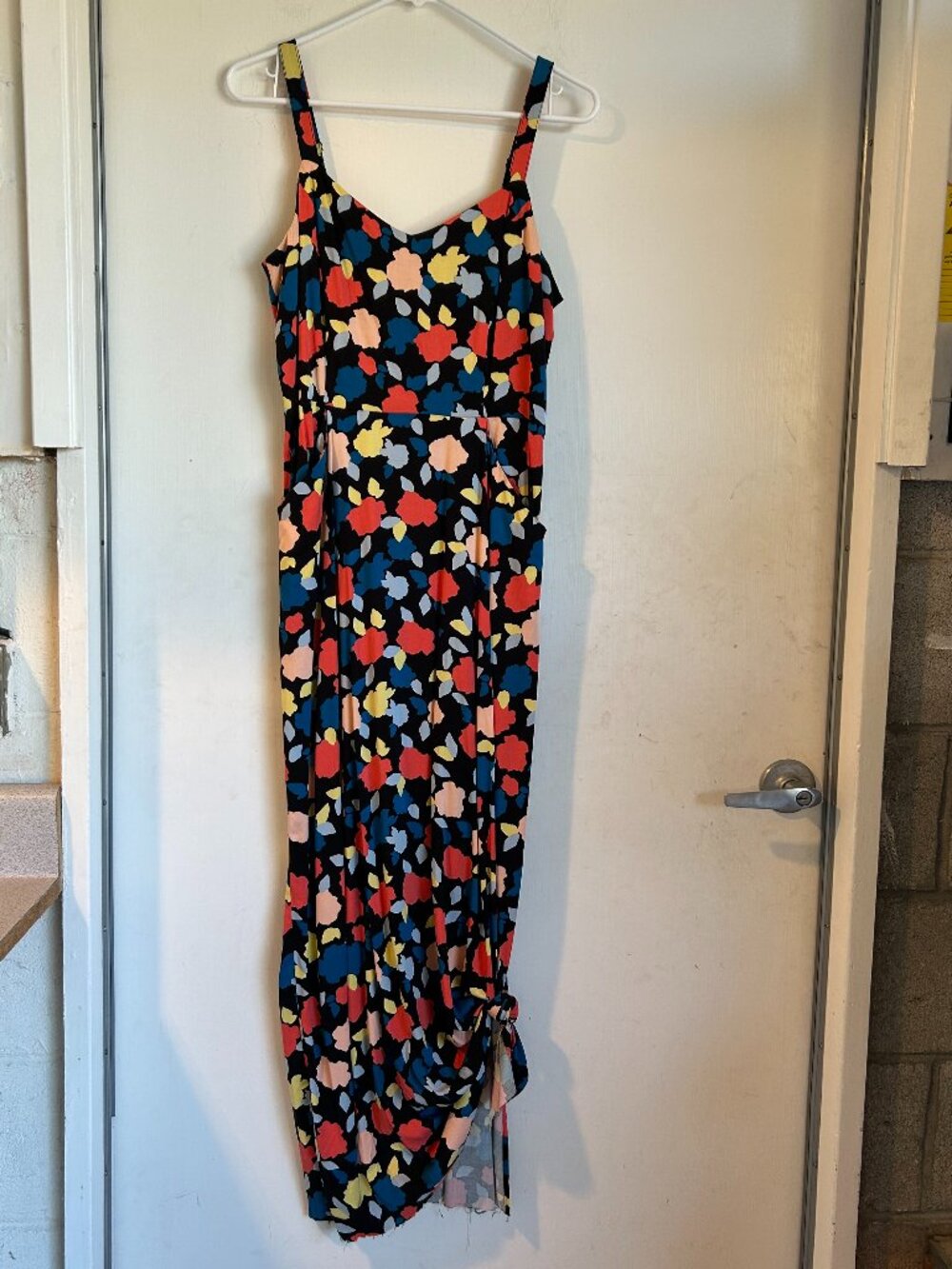 41 Hawthorn - Primary Colors Abstract Maxi Dress